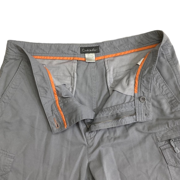 Quicksilver Grey Cargo Shorts. Zipper Pockets. Men’s Size 34. - Picture 4 of 5